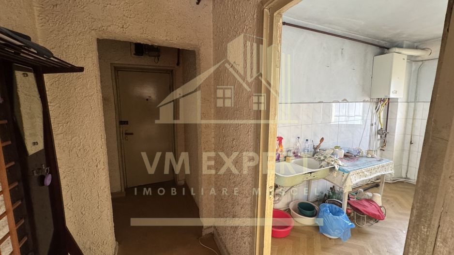 APARTAMENT 3 CAMERE ETAJ 4 VISOI CAMPULUNG - Poză 7