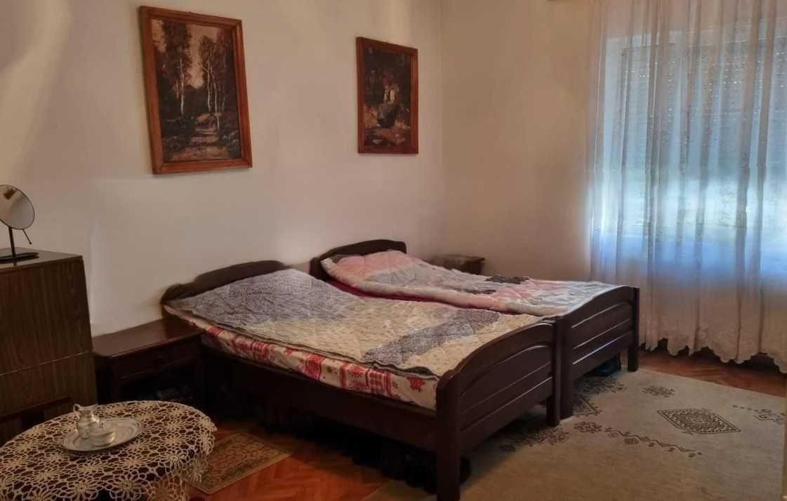 Casa de vanzare cu 4 camere, 110 mp, Satu Mare, zona 14 Mai - Poză 3