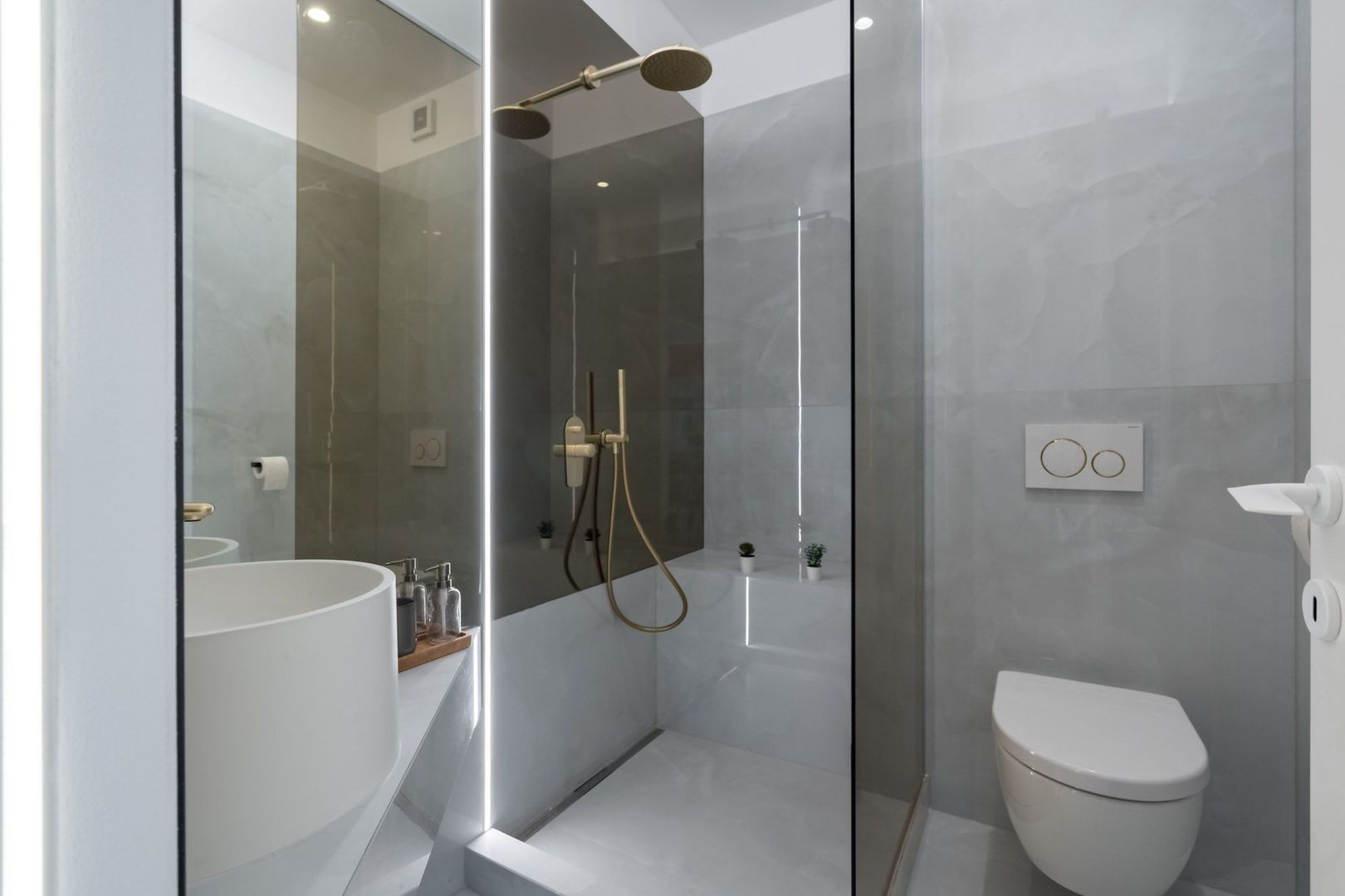 COMISION 0% - Apt 3 camere cu 2 locuri subterane - mobilat NOU - 5min Promenada - Poză 11