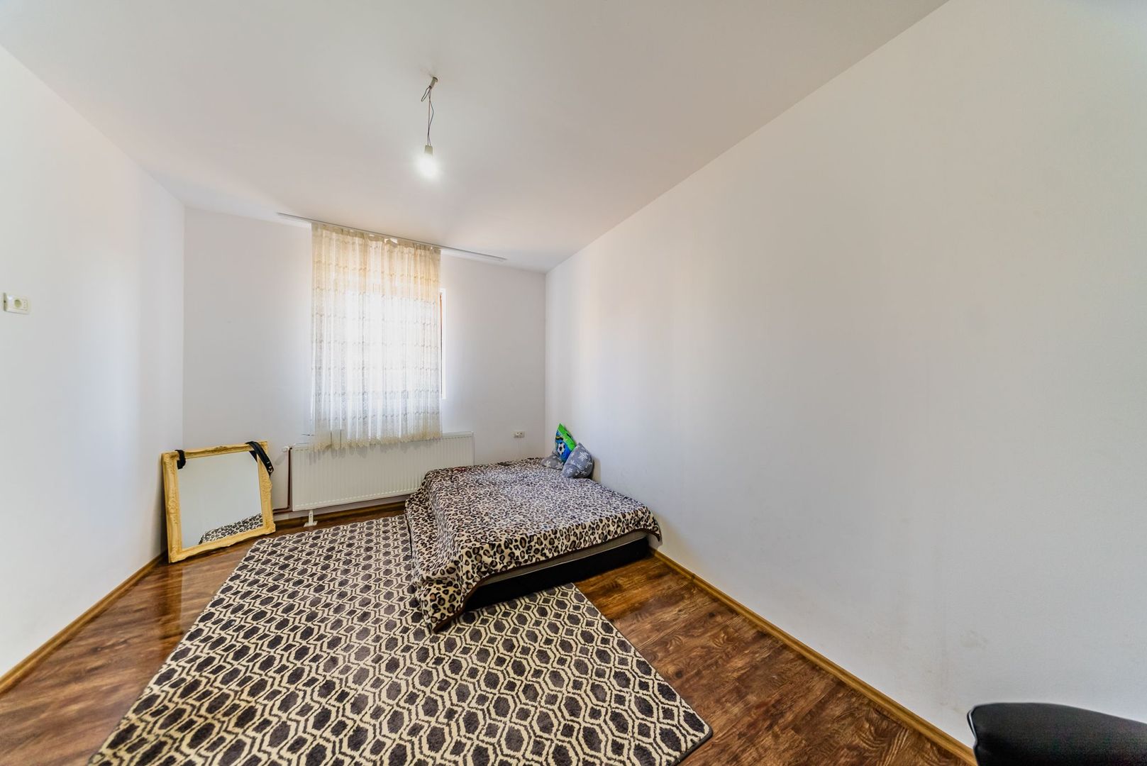 Apartament 3 camere la casa foarte spatios comision 0% - Poză 7