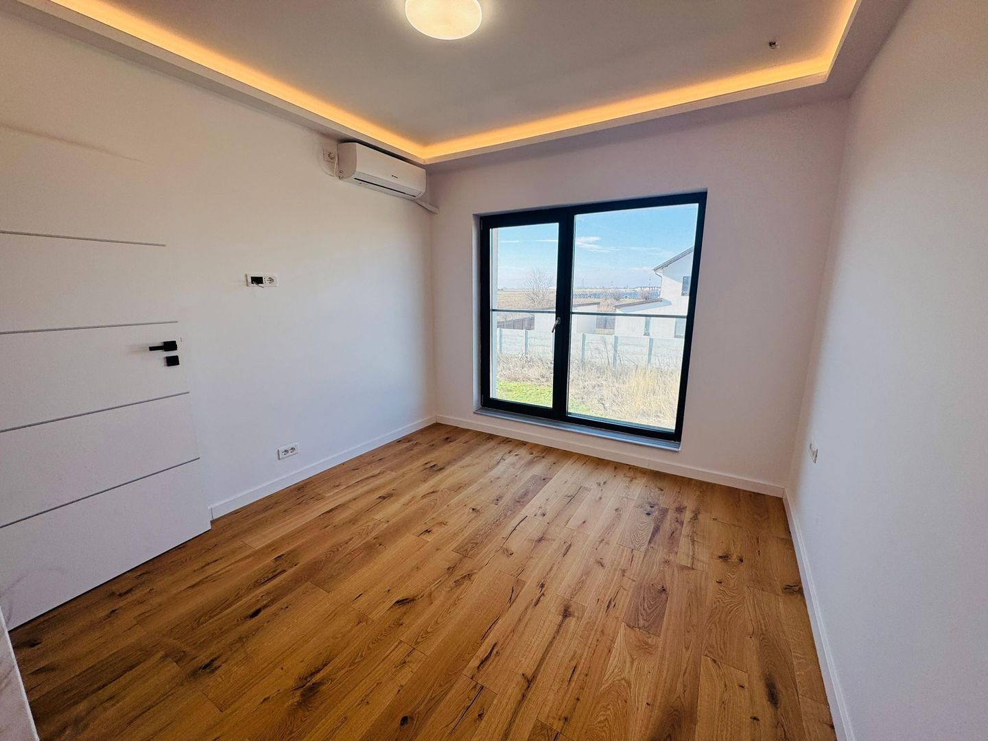 Popesti-Leordeni vila P+1+M 5 camere - Poză 15