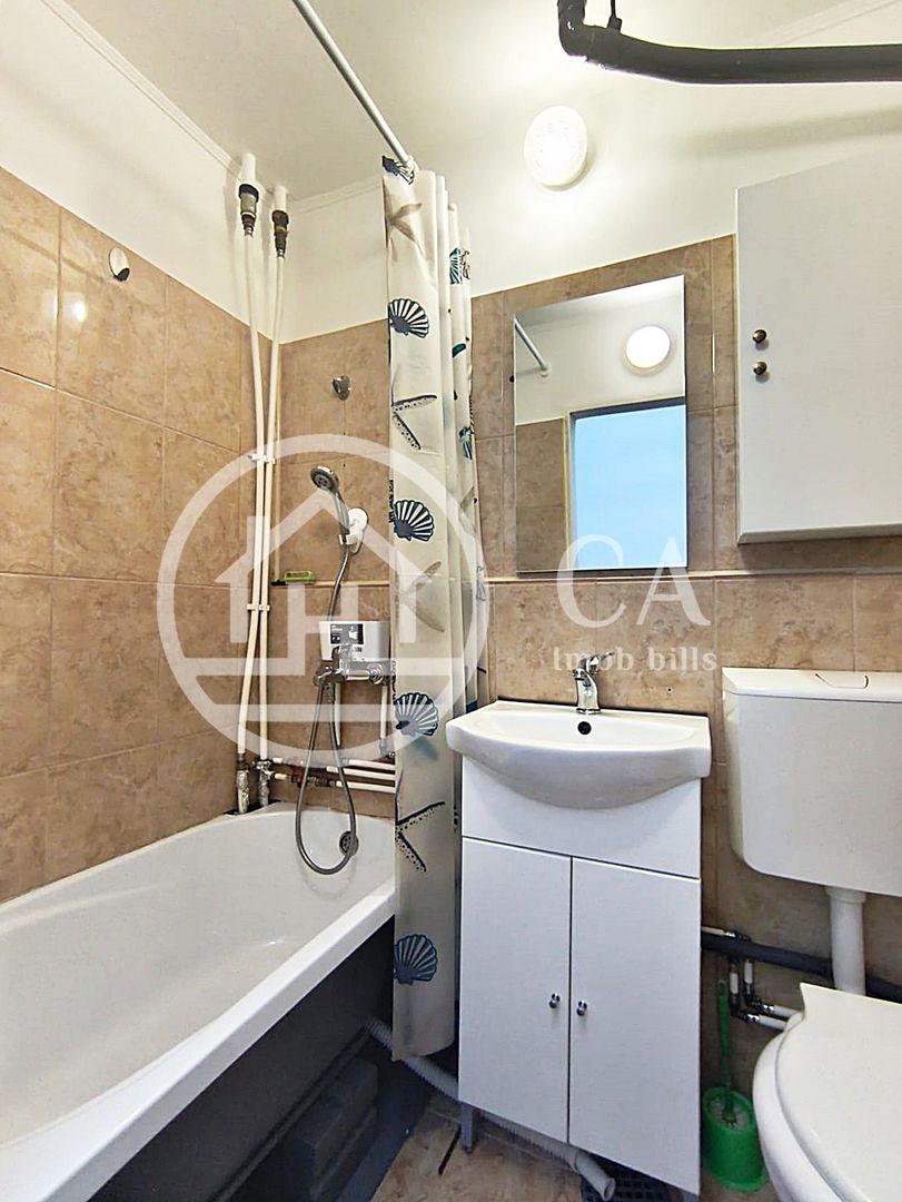 Apartament cu 2 camere de vanzare in zona Rogerius, Oradea - Poză 5