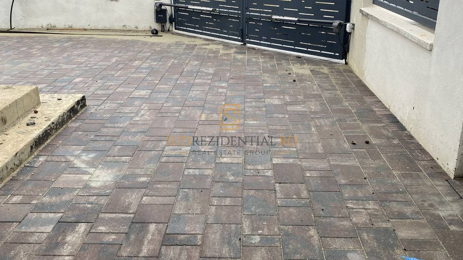 Vila tip duplex, 250 mp teren, Comuna Berceni, Str. Vasile Goldis - Poză 9