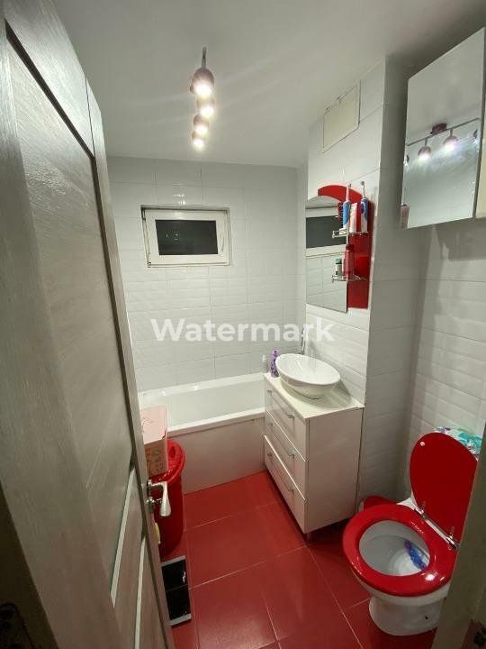 Vând apartament cu 3 camere Mobilat/Utilat in zona Km 4-5 - Poză 8