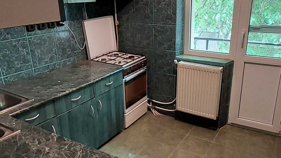 BRASADAS vinde ap cu o camera 38mp etaj 2/3 Ostrovului Lux. - Poză 6