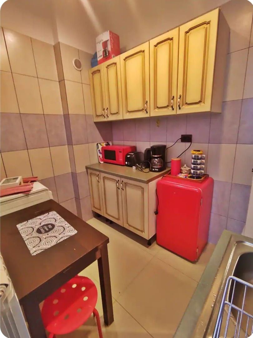 Inchiriere 3 camere, Metrou Tineretului, Stradal - Poză 1