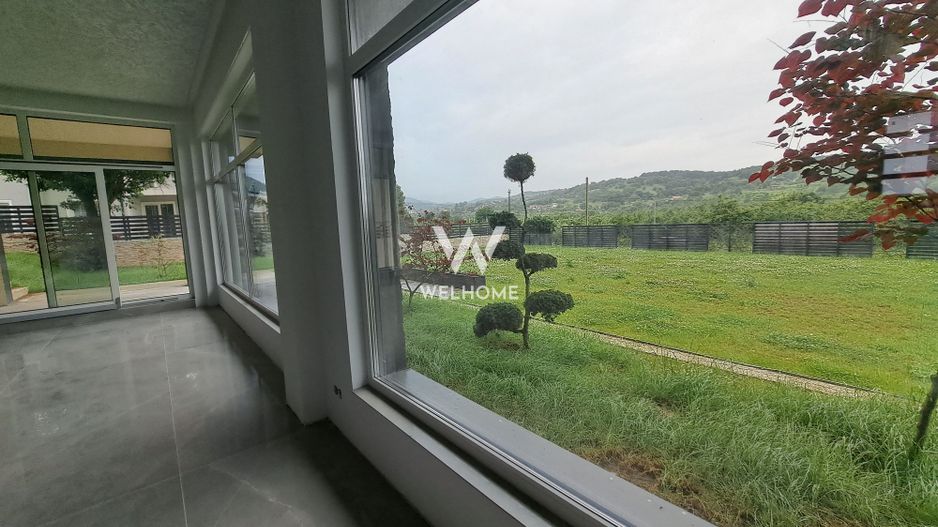 Vilă modernă premium cu piscină interioară, teren 1200 mp și panoramă - Poză 21