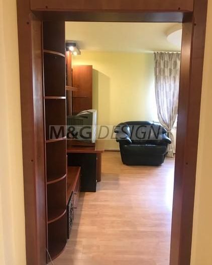 Apartament cu 3 camere Steaua etaj 2 - Poză 3