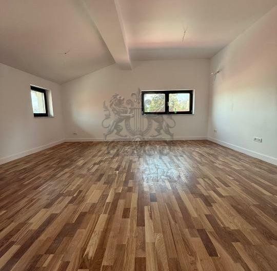 Vanzare | Vila Consolidata | Renovata | 2024 | 257 mp utili | Superba - Poză 15