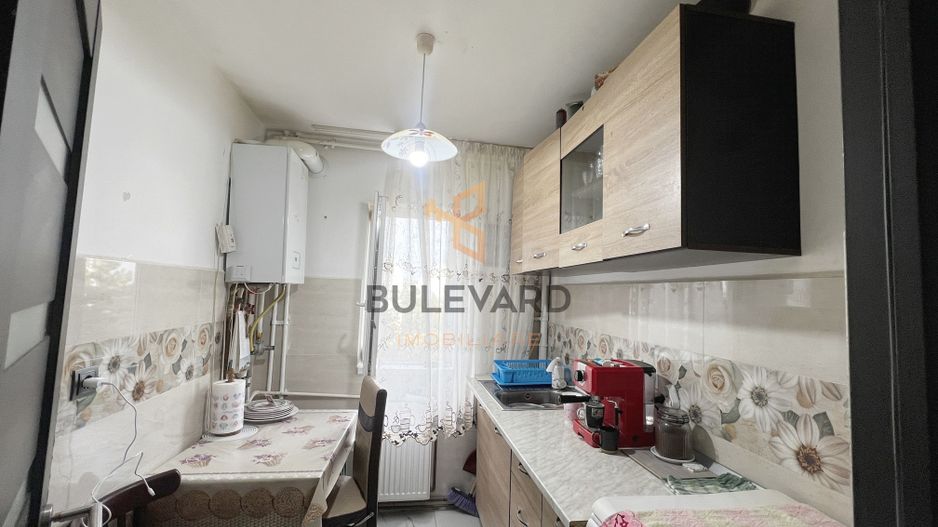 Apartament 3 camere,  zona Complex Winmarkt - Poză 2