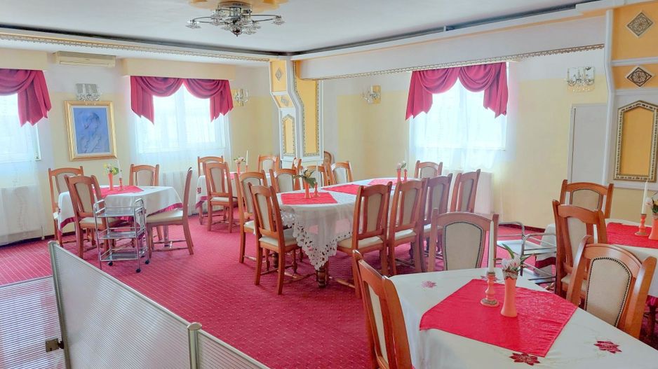 Pensiune de vânzare  – Galați | Bariera Traian | 14 camere - Poză 3