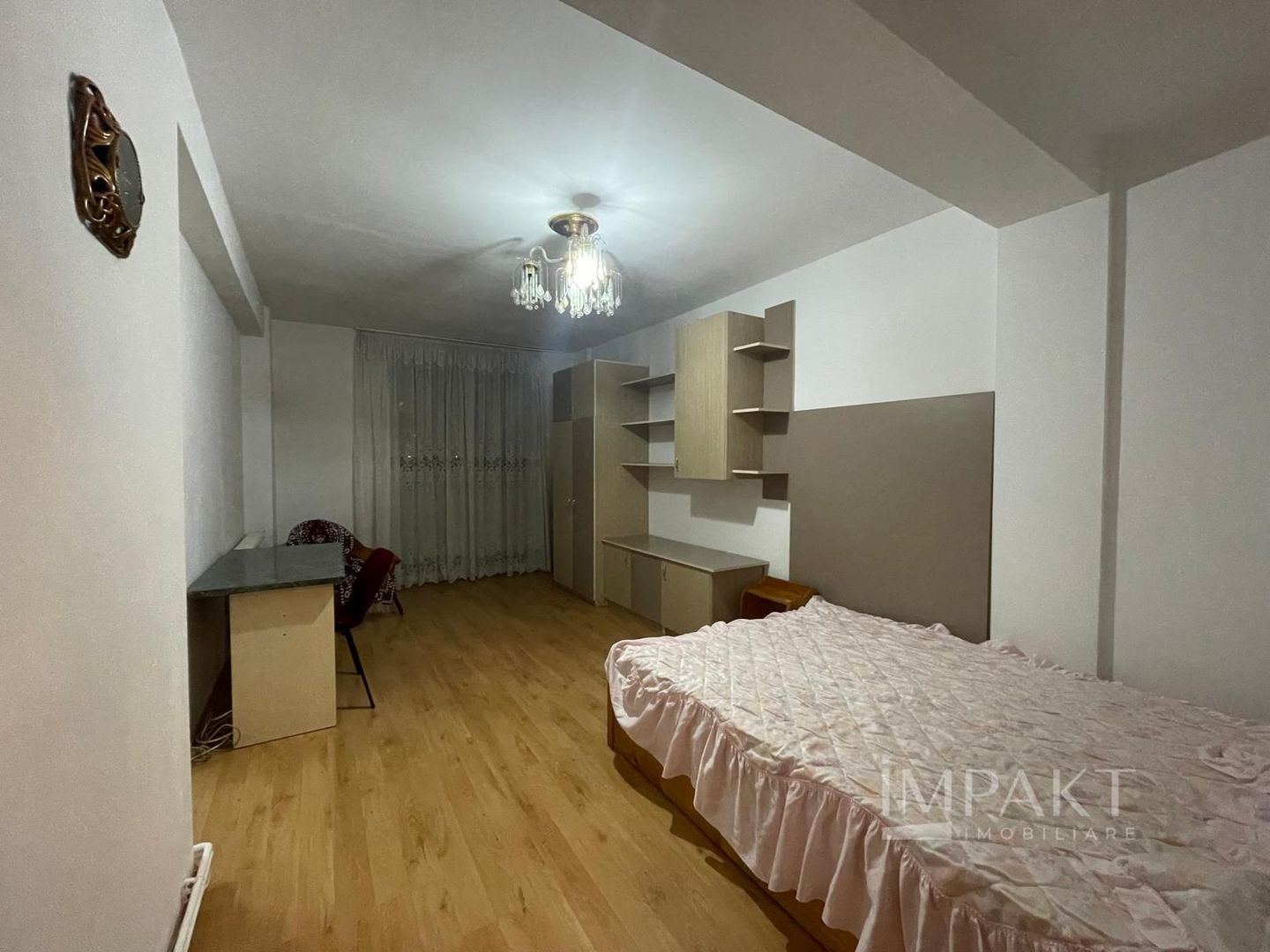 Garsonieră | 32mp | Piața 1 Mai | DE ÎNCHIRIAT - Poză 4