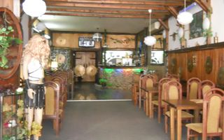 Spatiu comercial de inchiriat in Giulesti (langa stadion, complex comercial) - Poză 25