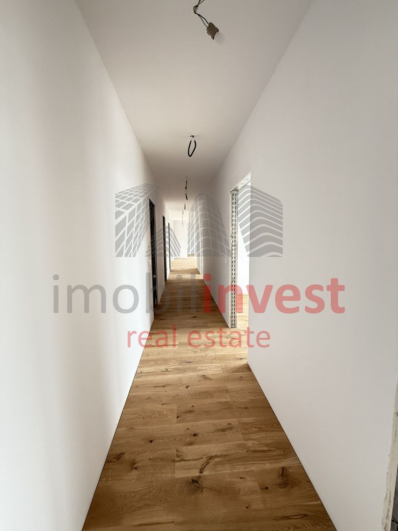 Apartament 4 camere de vanzare Pipera in bloc cu vedere la lac - Poză 9