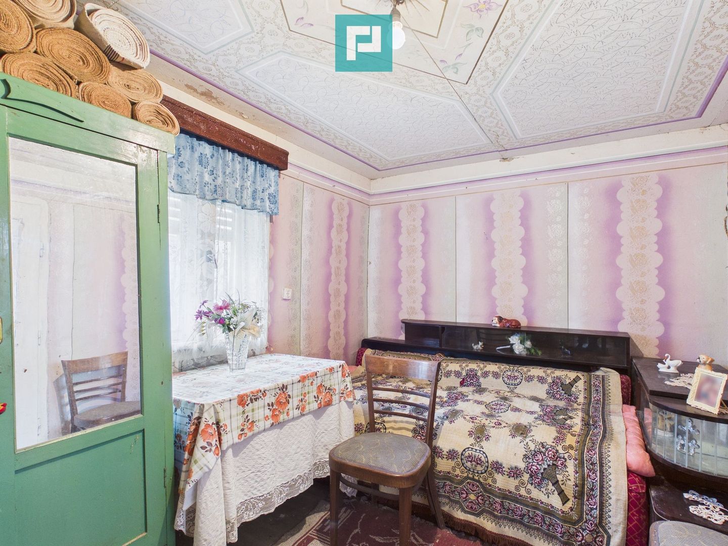 Casă 5 camere şi anexe în Cuied - Poză 9