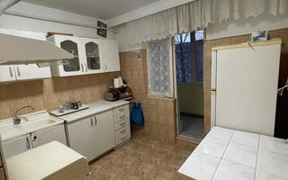 Etaj 3/Apartament 3 Camere-Decomandat/Bloc din 1986/Zona CUG! - Poză 4