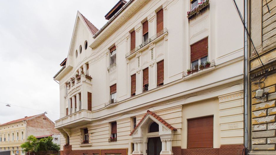 Apartament 3 camere, zona ultracentrală - Poză 1