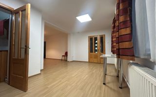 Apartament 3 camere, 100 mp, ultracentral – ideal birouri - Poză 3