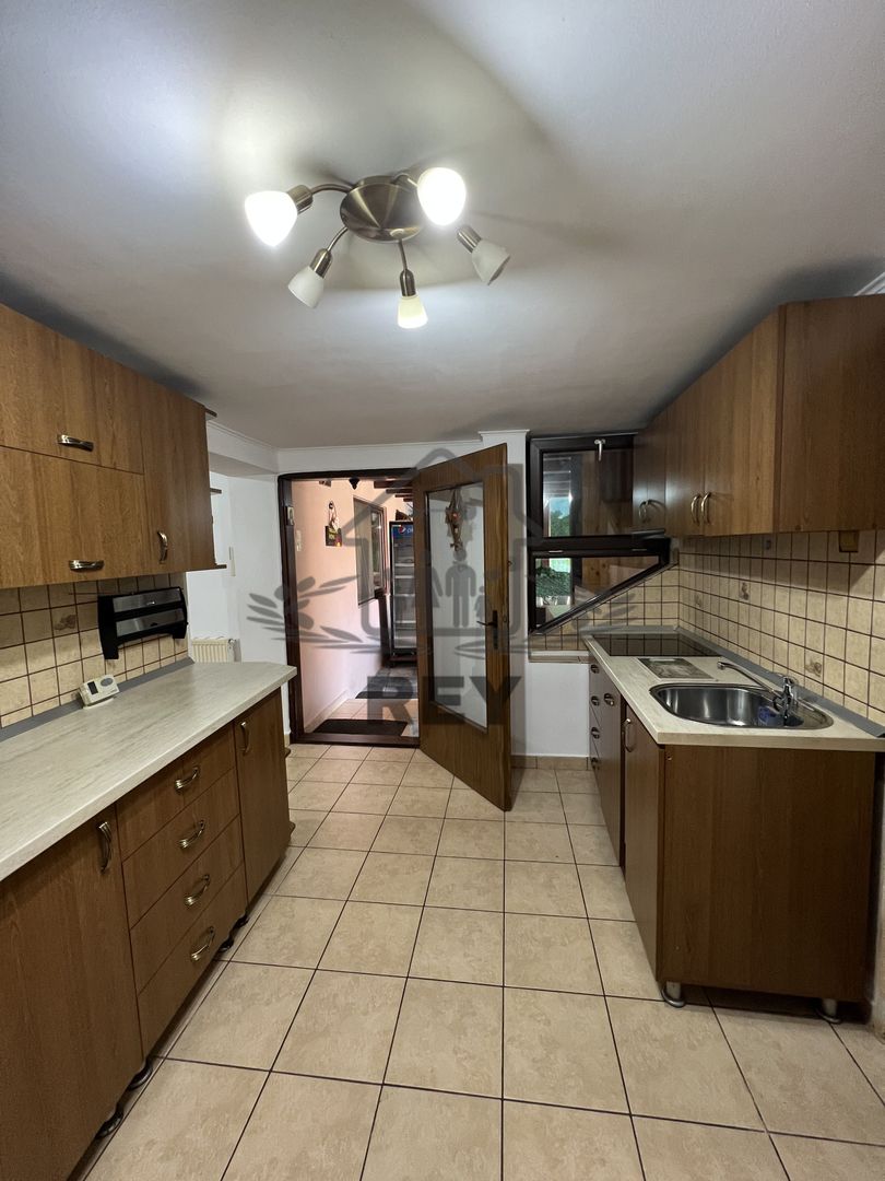 Casă singur în curte de închiriat în Orașul de Jos | Sibiu - Poză 13