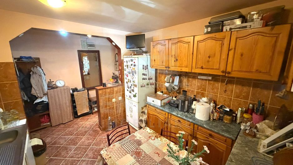 Apartament cu 2 camere la parter cu balcon - Brazda lui Novac 55mp - Poză 4