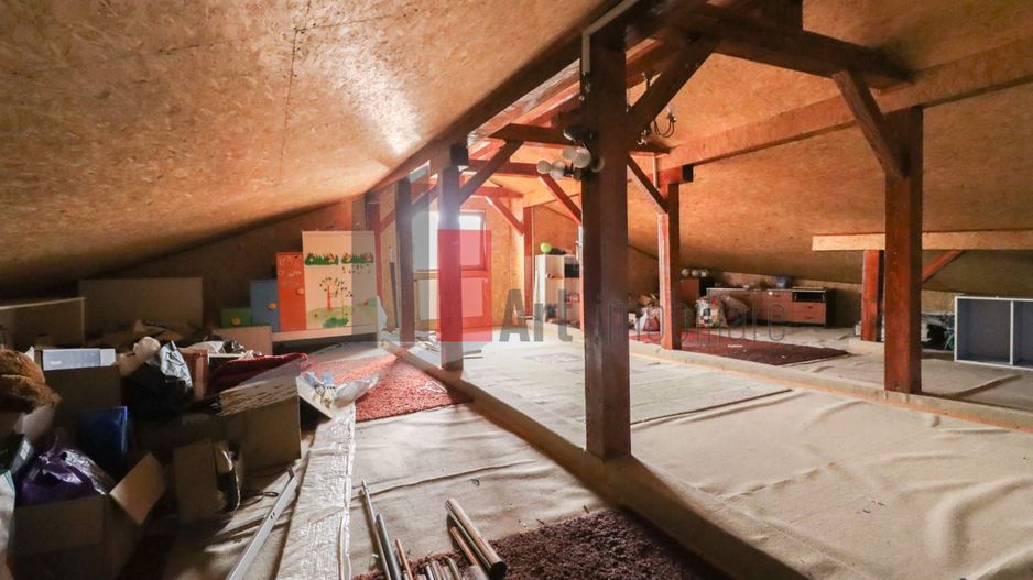 Vila "VARDA" , 200 MP utili, teren 160 mp - Poză 21