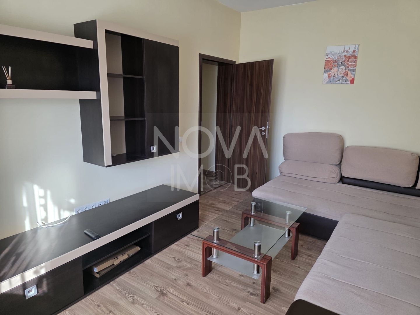 Apartament 2 camere, decomandat, loc de parcare, zona Kogalniceanu - Poză 1
