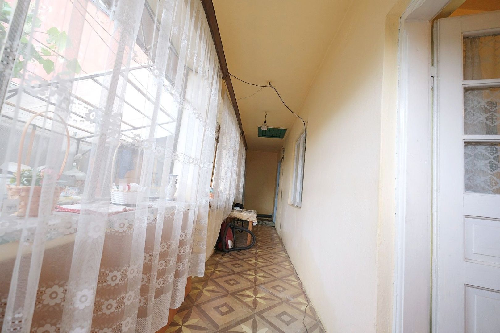 Voluntari, foarte aproape de DN2/ E85, casa 4 camere din caramida - Poză 8