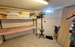 Casa 10 camere, 878 mp teren, toate utilitatile, Barabant - Poză 24
