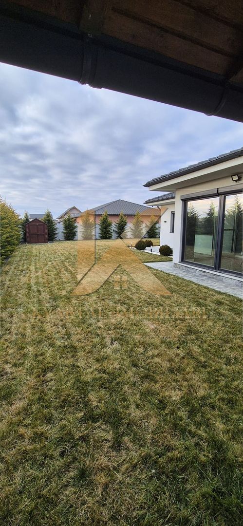 Casă de lux în localitatea Zimandcuz ! - Poză 1