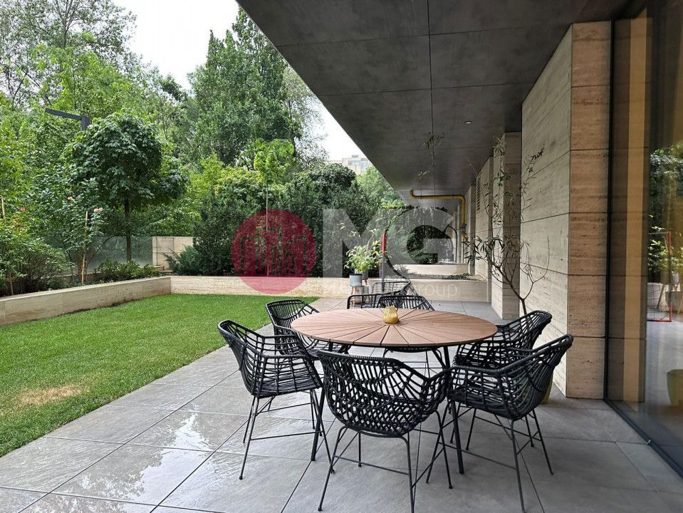 apartament de vanzare -locatie exclusivista- curte proprie- vedere parc - Poză 11