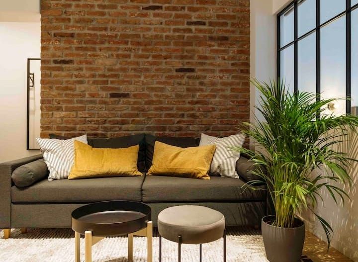 Investitiei, locatie centrala, randament bun, istoric B&B - Poză 4