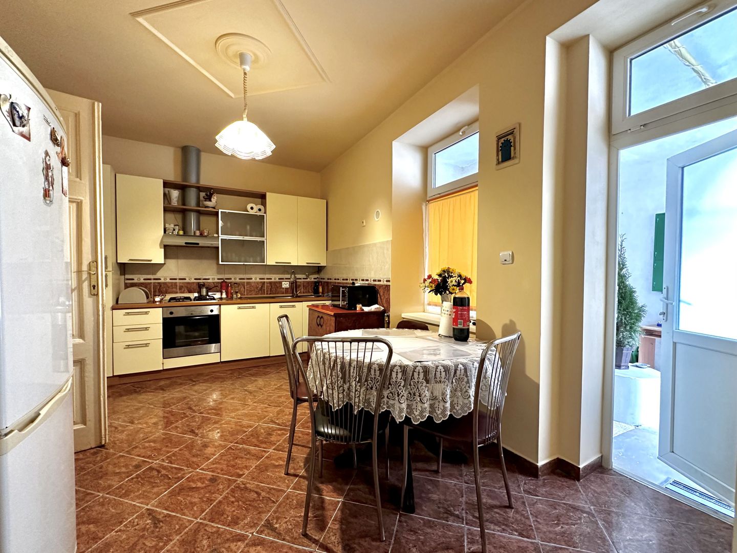 Apartament 4 camere,  cu vedere spre centrul vechi din Piața Unirii - Poză 11