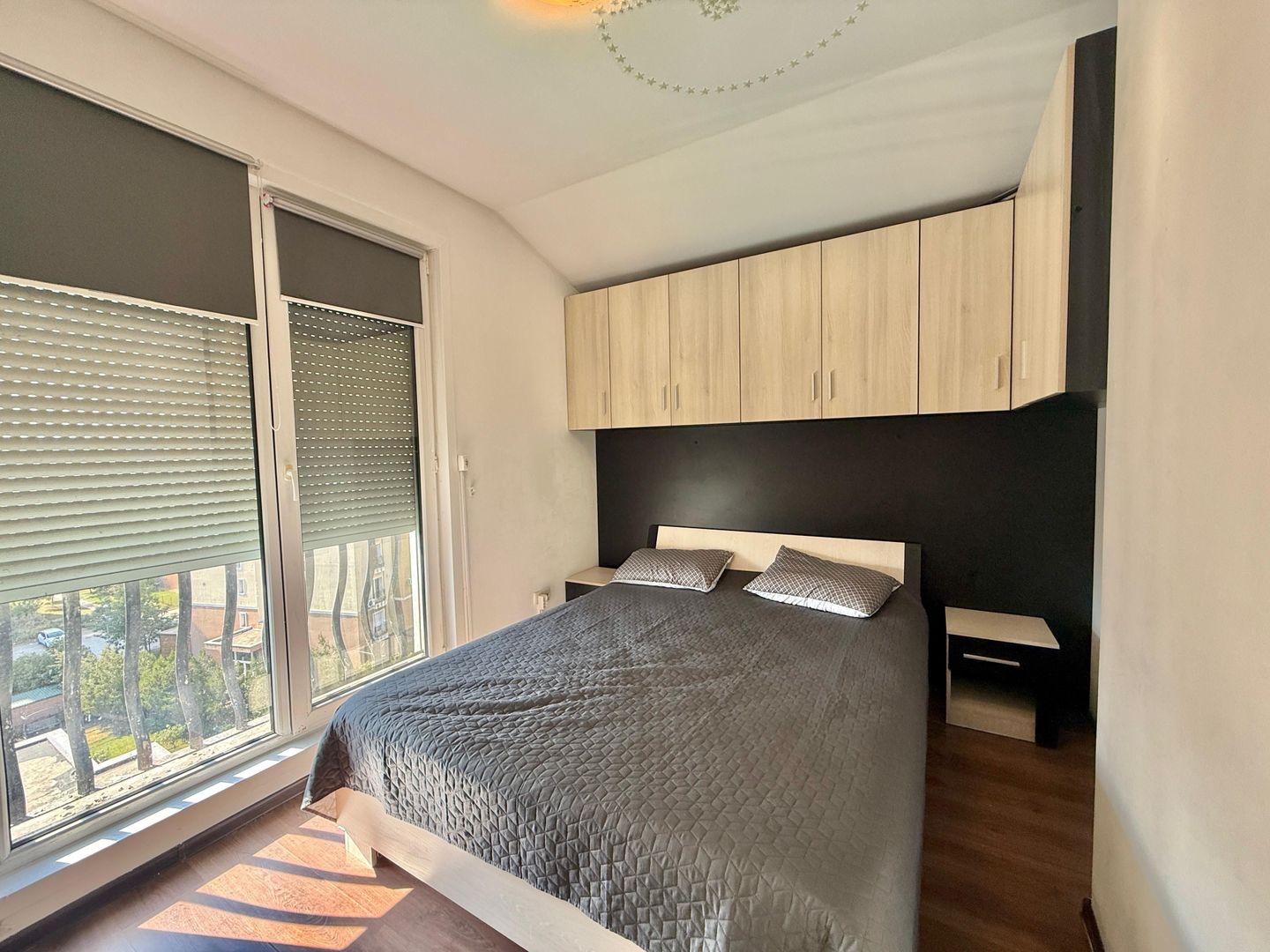 COSMOPOLIS - Apartament cu 2 camere si 2 terase, mobilat si utilat. - Poză 5