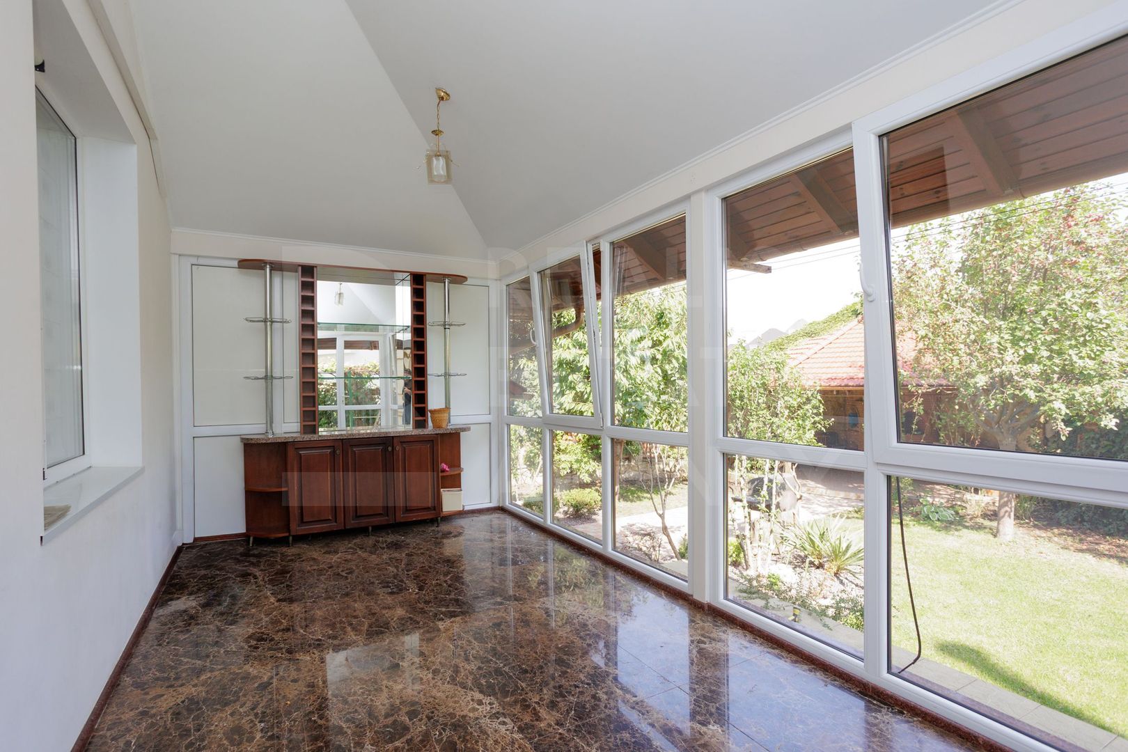 Chirie, casă, 6 camere, Strada Trifan Baltă, Centru - Poză 9
