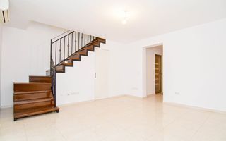 Casă înșiruită în prima parte a Florestiului, zona Stadion - Someșului - Poză 1