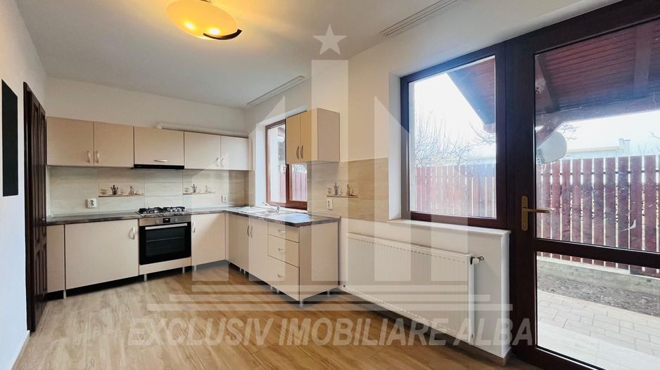 Casa insiruita aproape de Kaufland - Poză 6