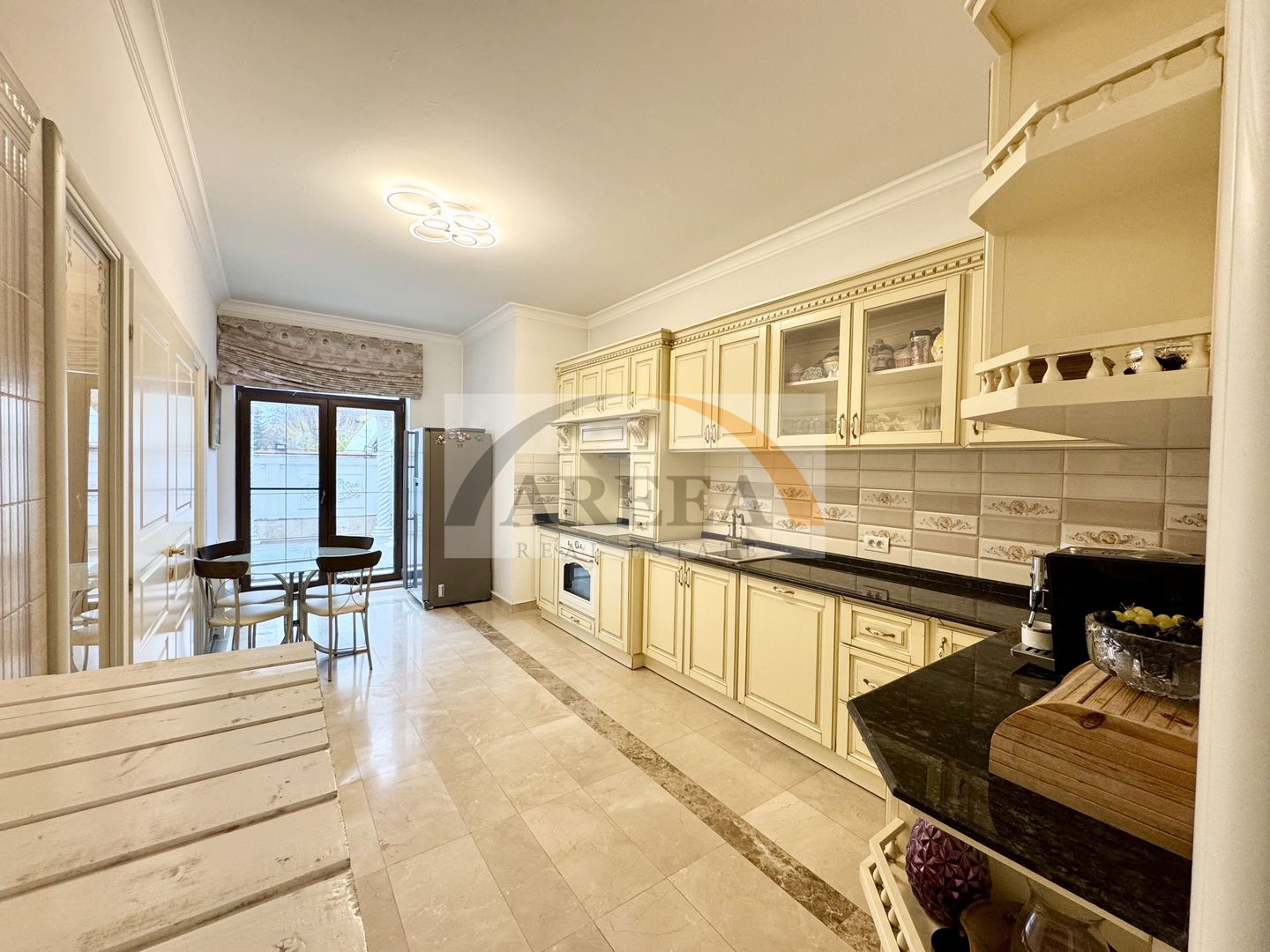 Vila lux cu 1000 mp teren pe Erou Iancu Nicolae langa Jolie Ville - Poză 29