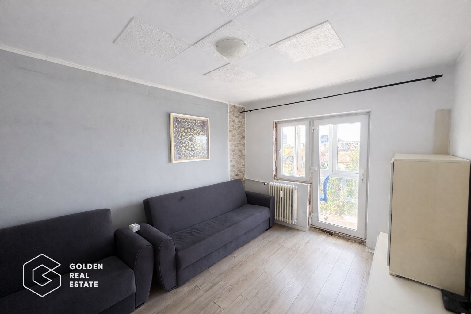 Apartament recent renovat, o camera, Piata Mica, balcon, etaj 4 - Poză 1