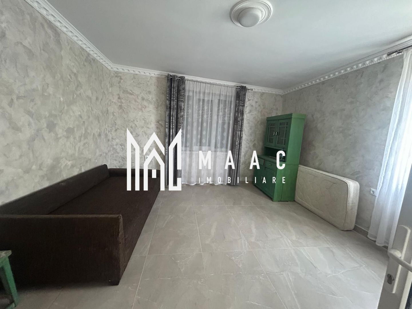 Casa Individuala I 2 Camere I Garaj I Central I Saliste - Poză 1