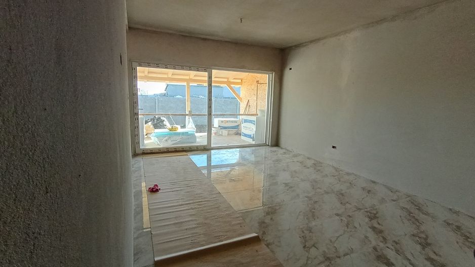 Sanandrei, Duplex Pe parter, Finisaje de Calitate, Perete Dublu Izolat - Poză 3