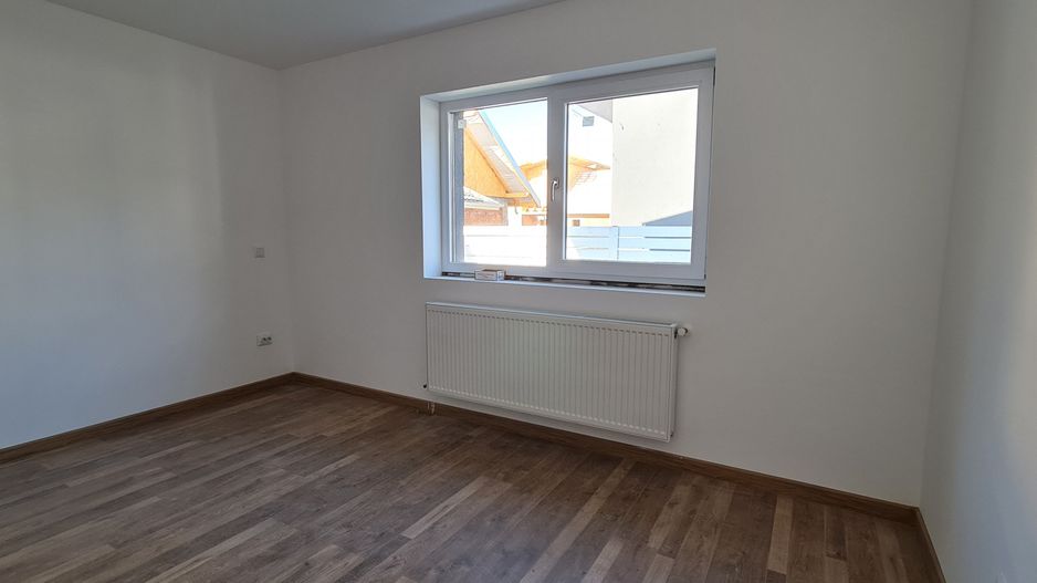 Casa finalizata si intabulata 3 camere Cartier Izvor Tarlungeni Brasov - Poză 10