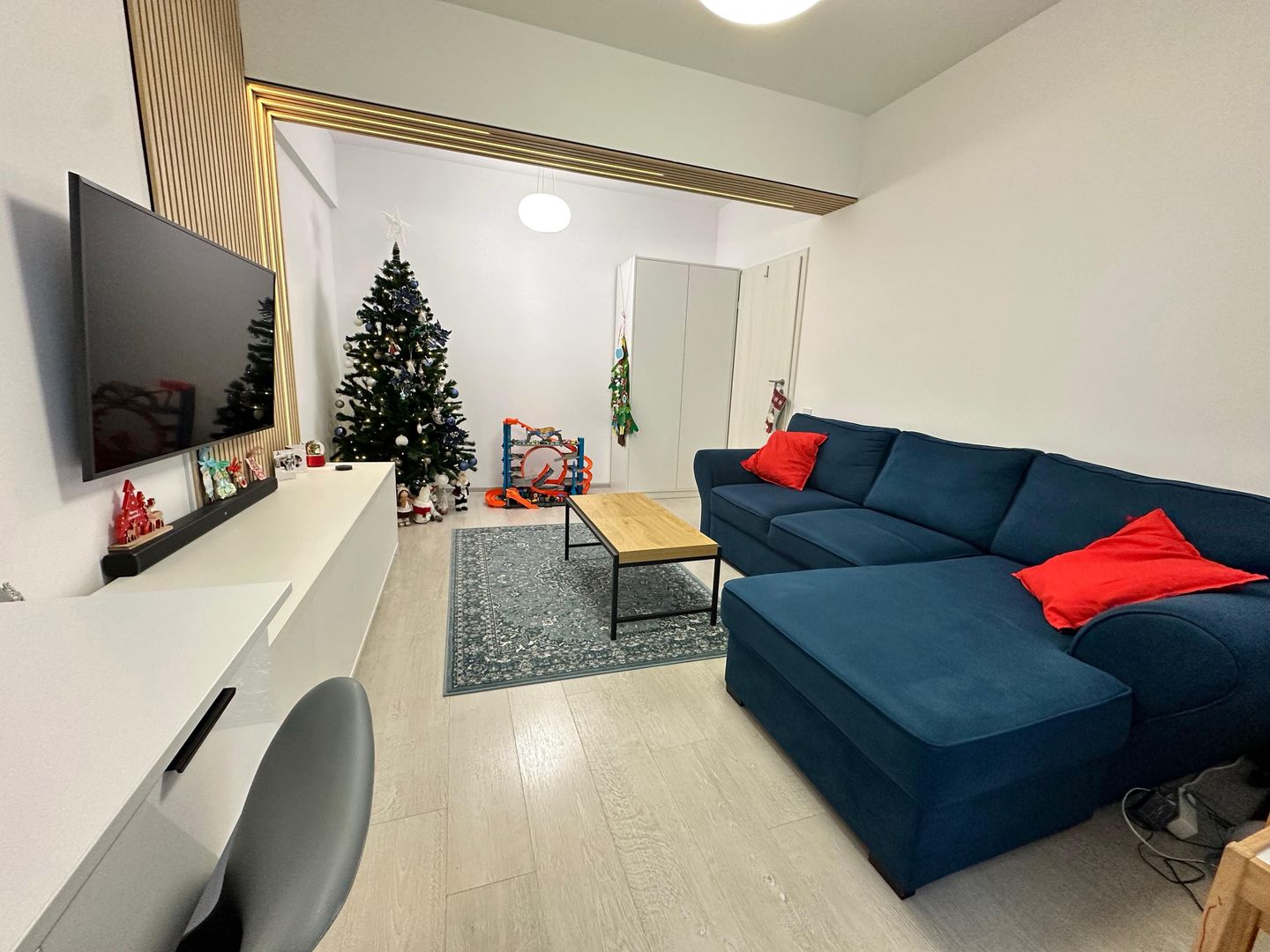 Vanzare Apartament 2 camere Berceni - Metalurgiei cu loc de parcare - Poză 2