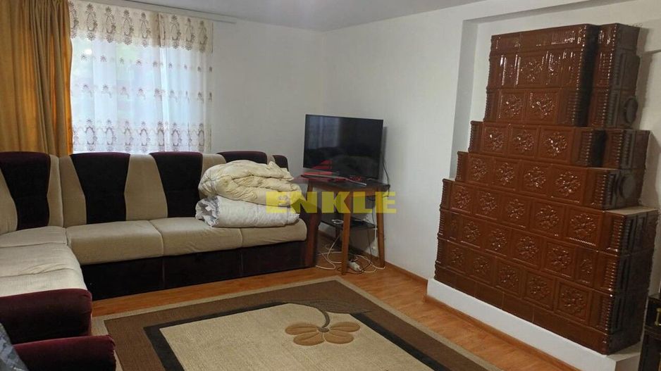 Casa , P+1+teren, 108 mp,Zona  Baisa ,teren 10000 mp,pret 150000 Euro - Poză 2