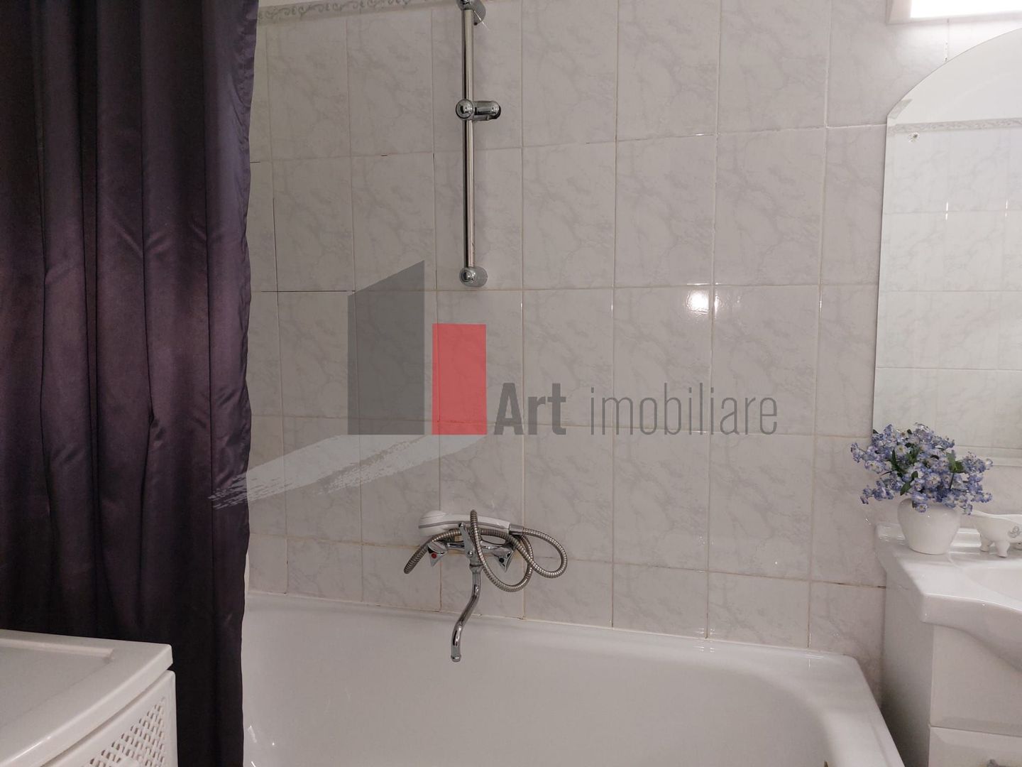 Apartamentul "SEMINTERRATO", Unirii-Cartierul Evreiesc, vila FARA RISC SEISMIC - Poză 4