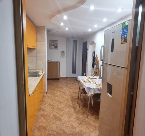 Apartament 3 camere Tei - Poză 3