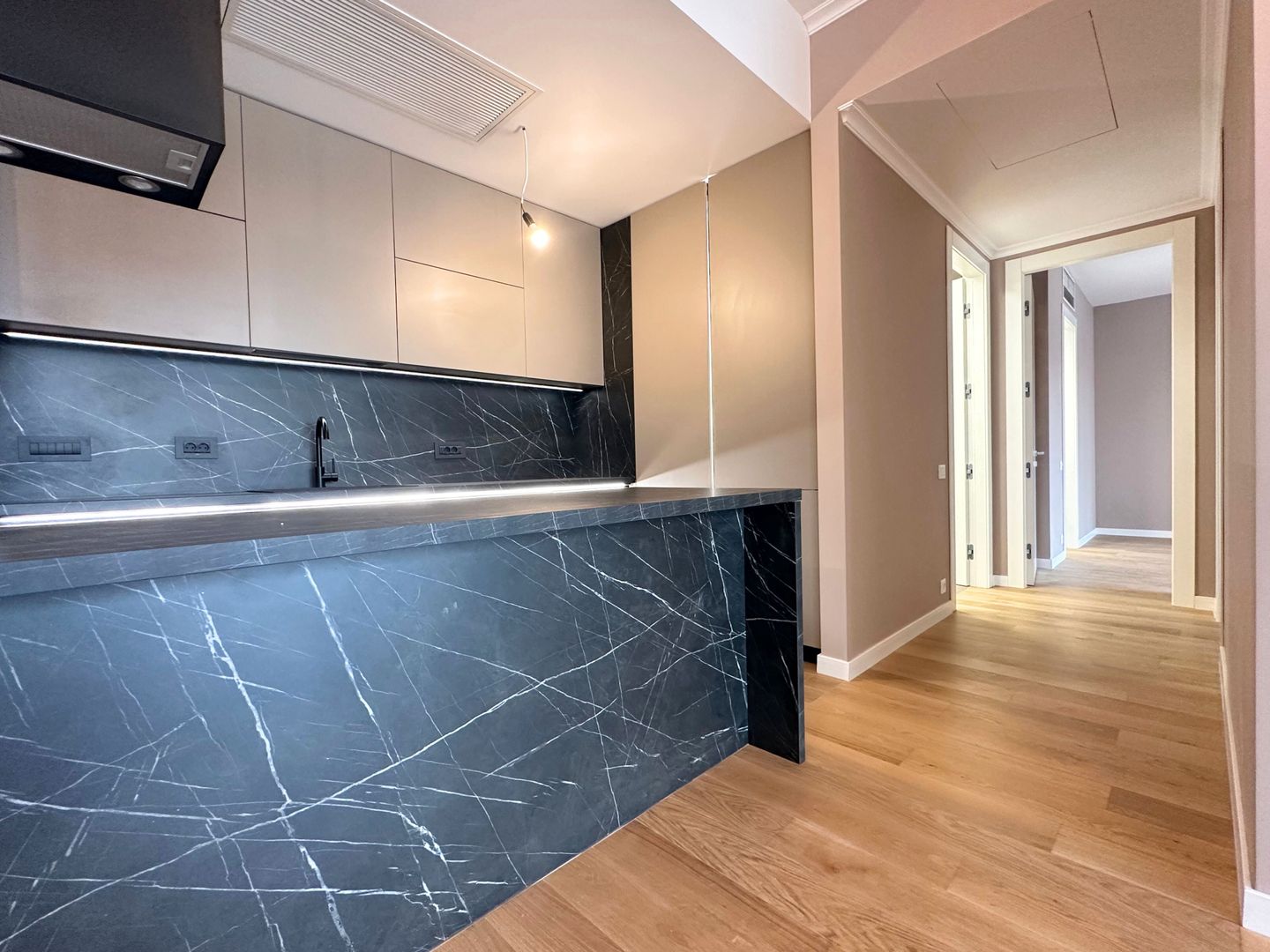 Închiriere apartament 4 camere cu grădină proprie ONE Verdi - Poză 21