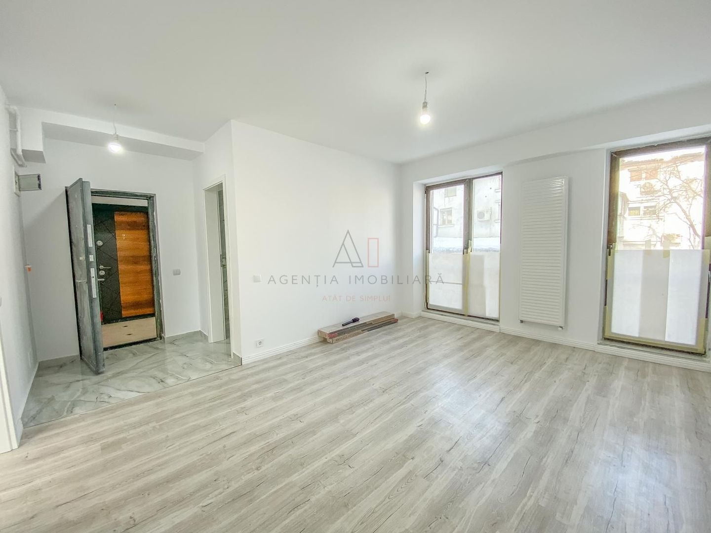 2 Camere cu curte | Parcare | 5 min Metrou Pacii - Poză 1