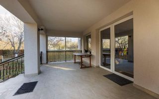 Vilă cu vedere panoramică în Breaza – Ideală pentru vacanță sau investiție - Poză 4
