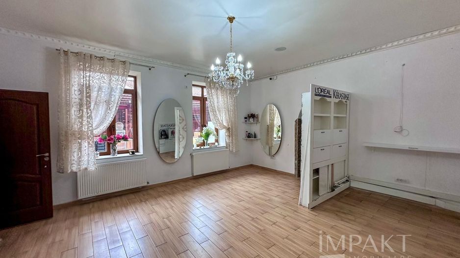 Spațiu comercial ultracentral, vad excelent, 7 încăperi - Poză 6