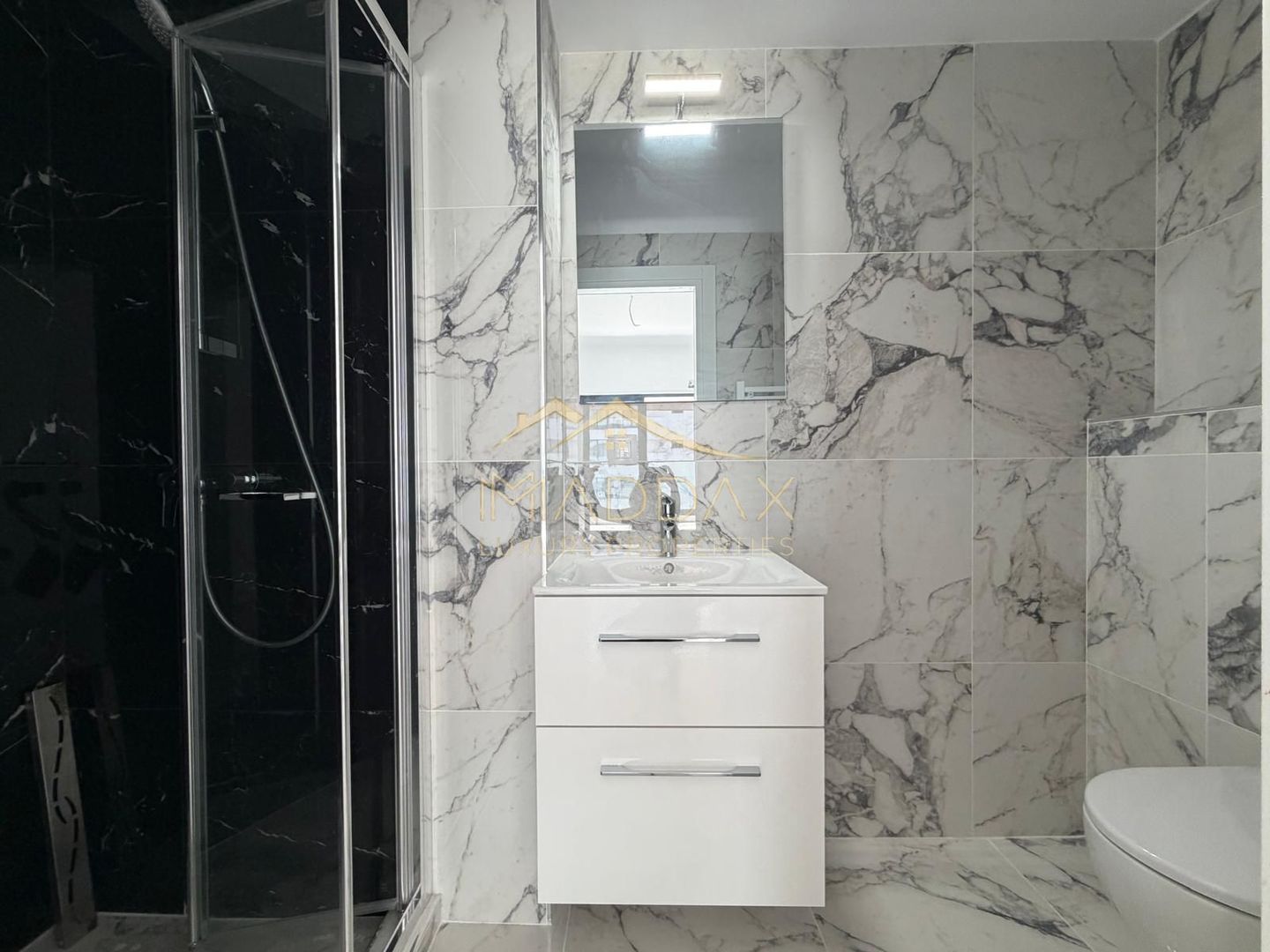 Apartament de vanzare 2 camere + 2 bai I Mamaia Nord I Malul Marii Negre - Poză 7